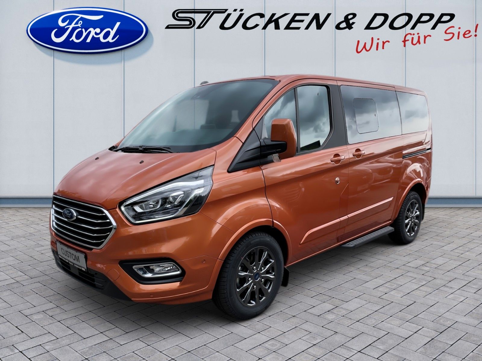 Fahrzeugabbildung Ford Tourneo Custom 2.0 EcoBlue Titanium X Aut.+ACC+.