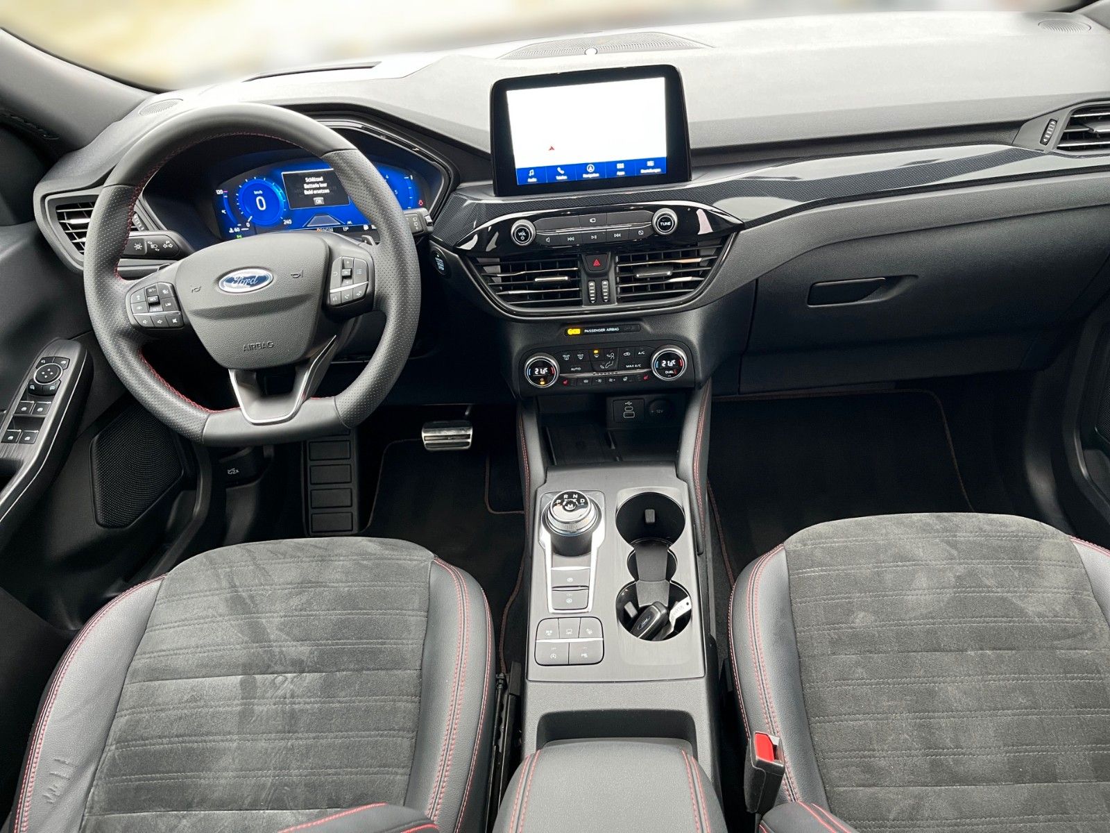 Fahrzeugabbildung Ford Kuga ST-Line X