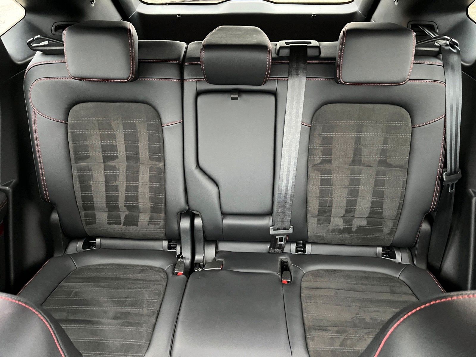 Fahrzeugabbildung Ford Kuga ST-Line X