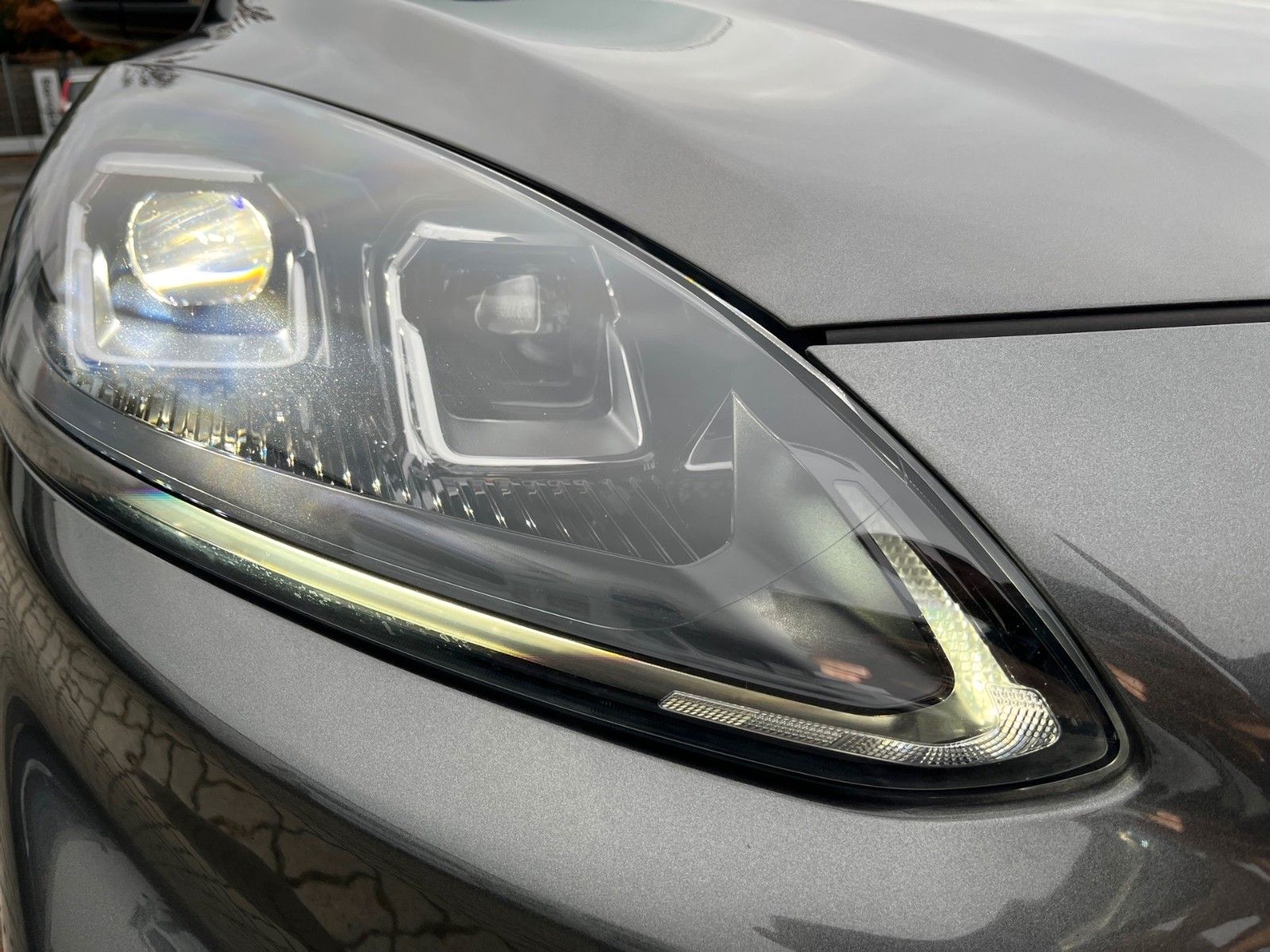 Fahrzeugabbildung Ford Kuga ST-Line X