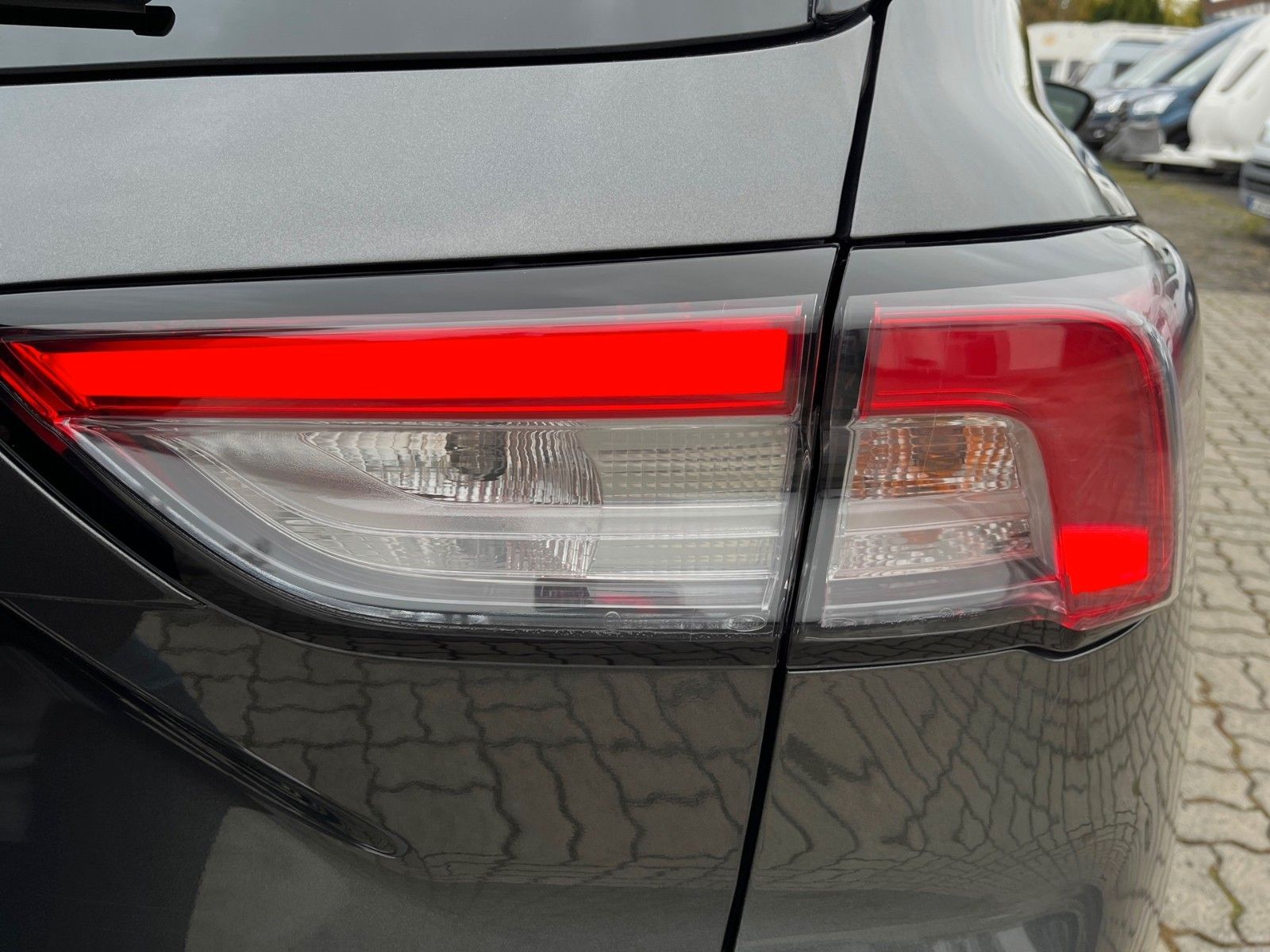 Fahrzeugabbildung Ford Kuga ST-Line X