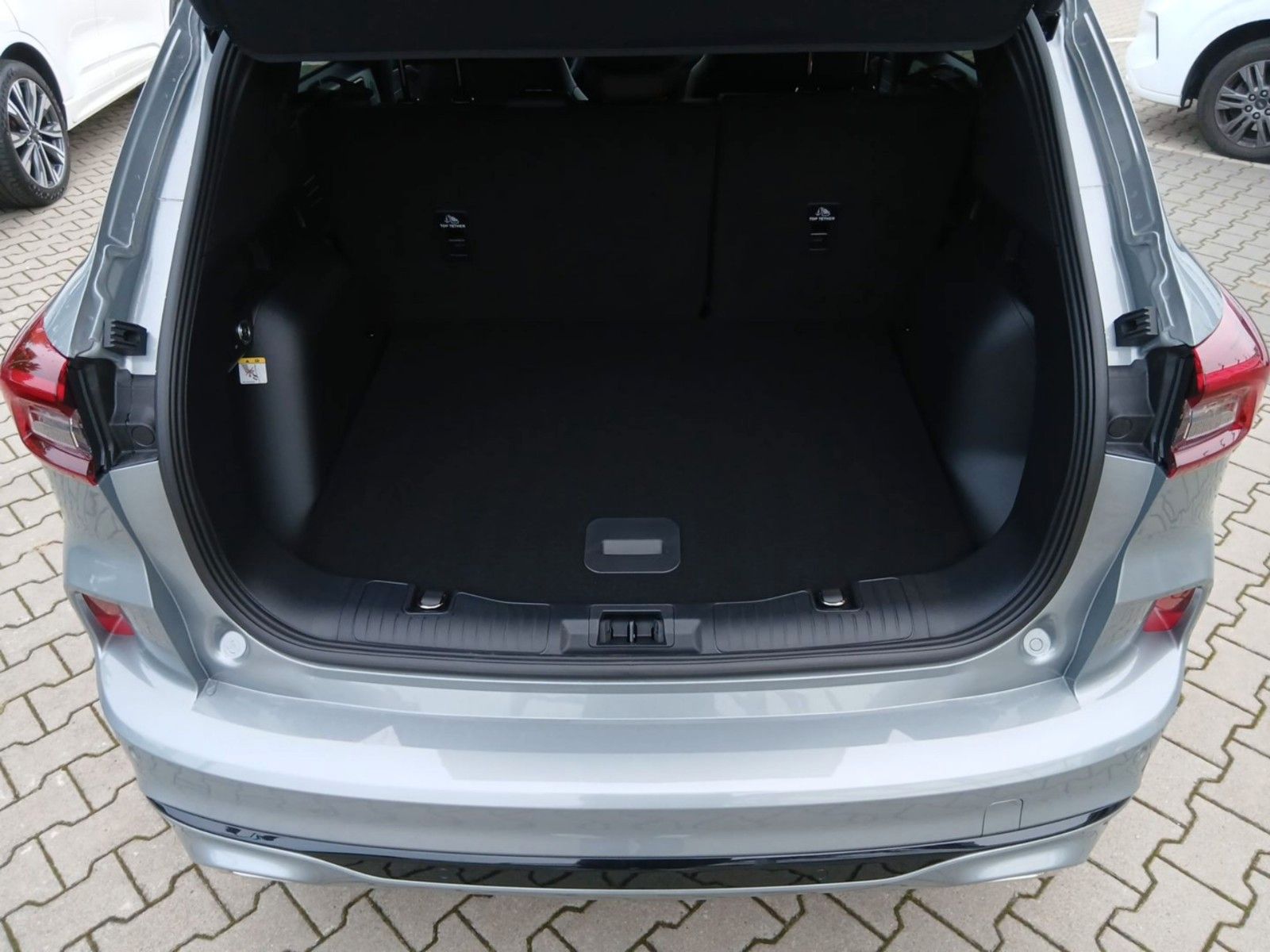 Fahrzeugabbildung Ford Kuga PHEV ST-Line X 0% Finanzierung