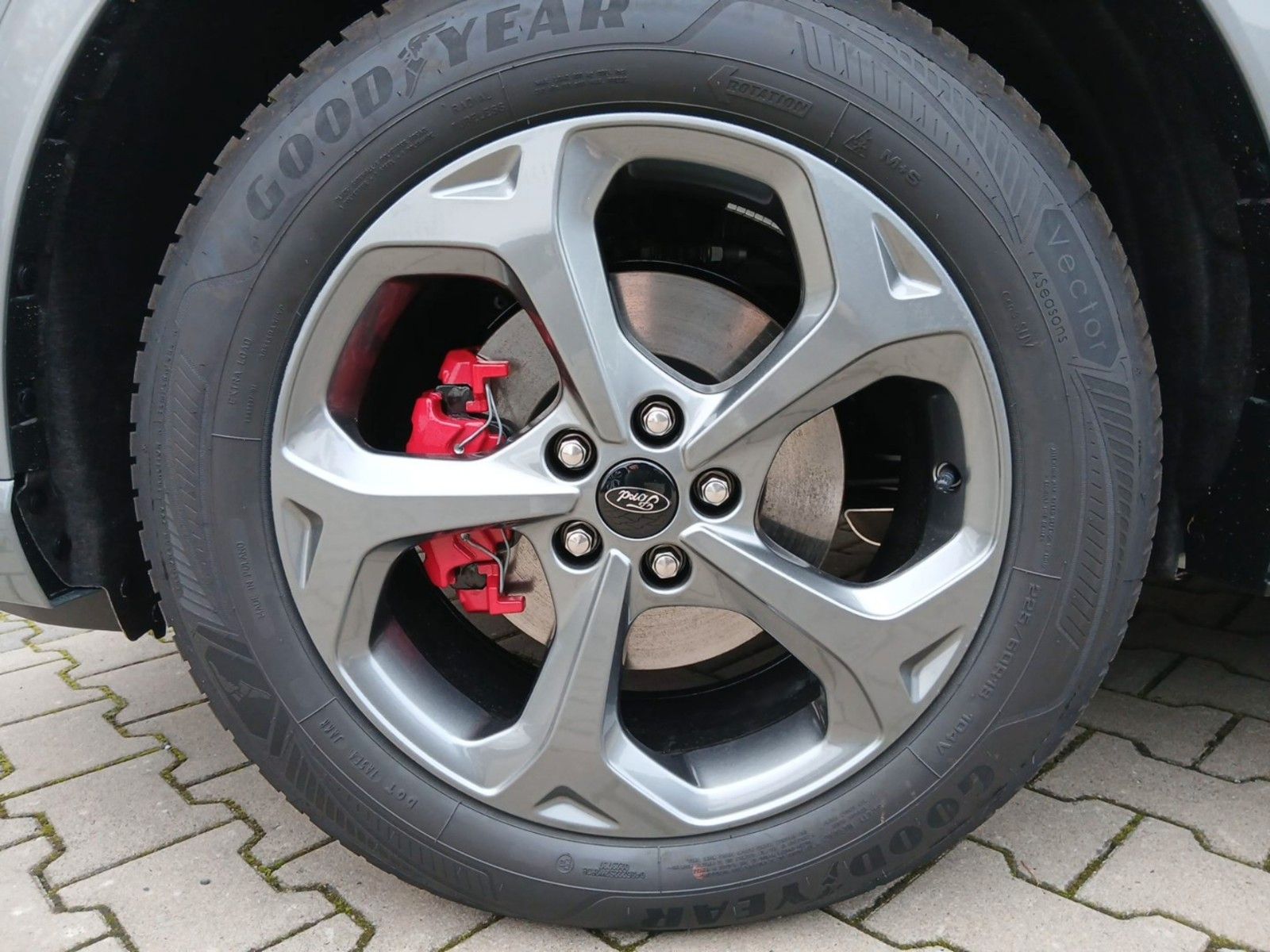 Fahrzeugabbildung Ford Kuga PHEV ST-Line X 0% Finanzierung