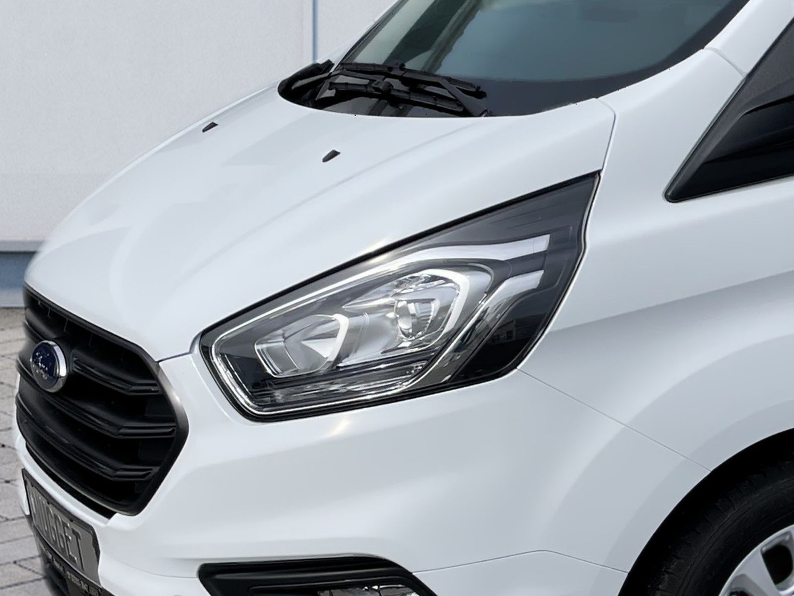 Fahrzeugabbildung Ford Nugget Plus Hochdach Trend Lagerfahrzeug