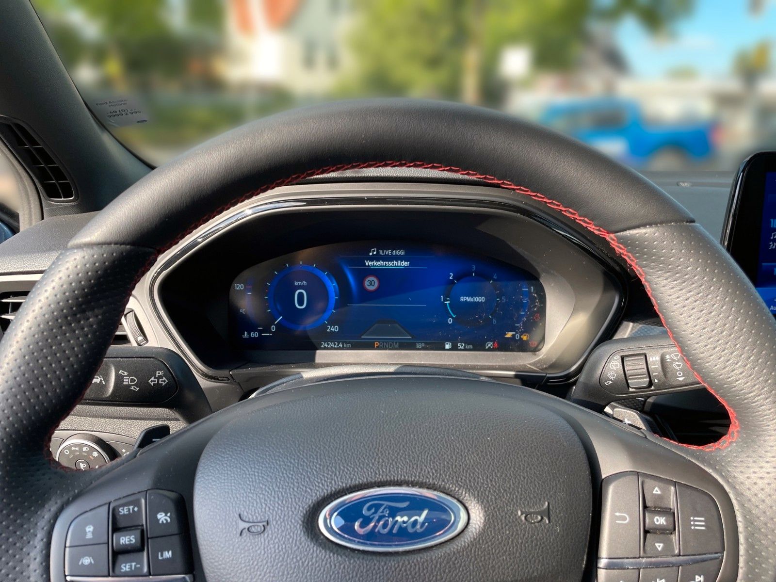 Fahrzeugabbildung Ford Focus Turnier 2.0 EcoBlue ST-Line X+Panorama+20"
