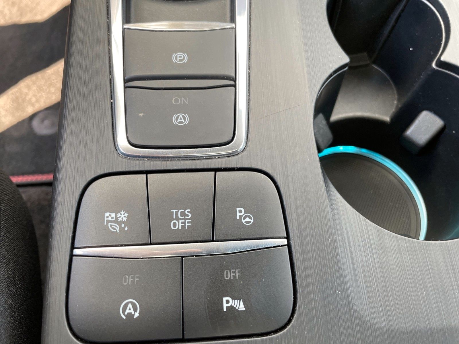 Fahrzeugabbildung Ford Focus Turnier 2.0 EcoBlue ST-Line X+Panorama+20"
