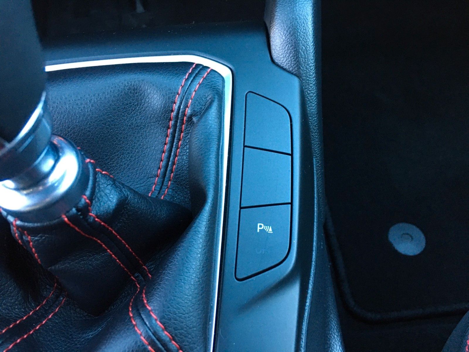 Fahrzeugabbildung Ford Focus Turnier 2.0 EcoBlue ST-Line+Navi+LED+RFK+.