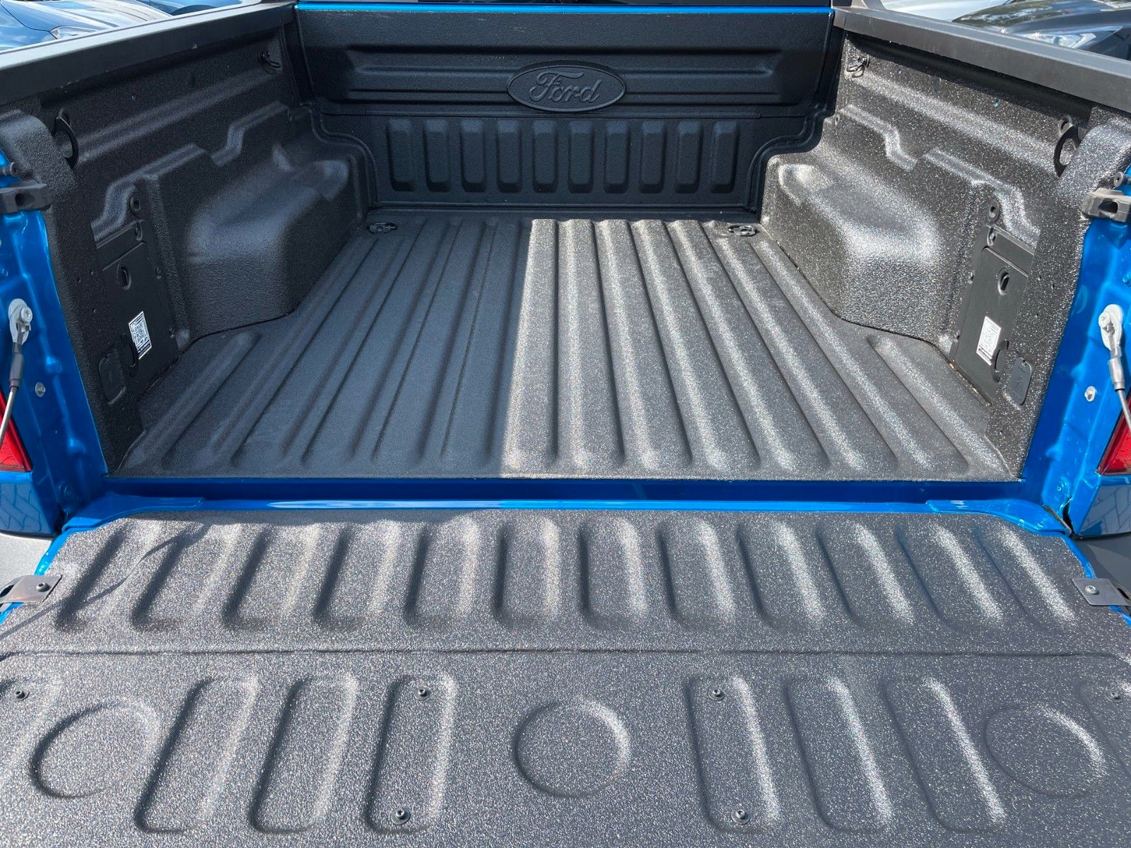 Fahrzeugabbildung Ford Maverick 2.0 EcoBoost Lariat*Lagerfahrzeug*LED+.