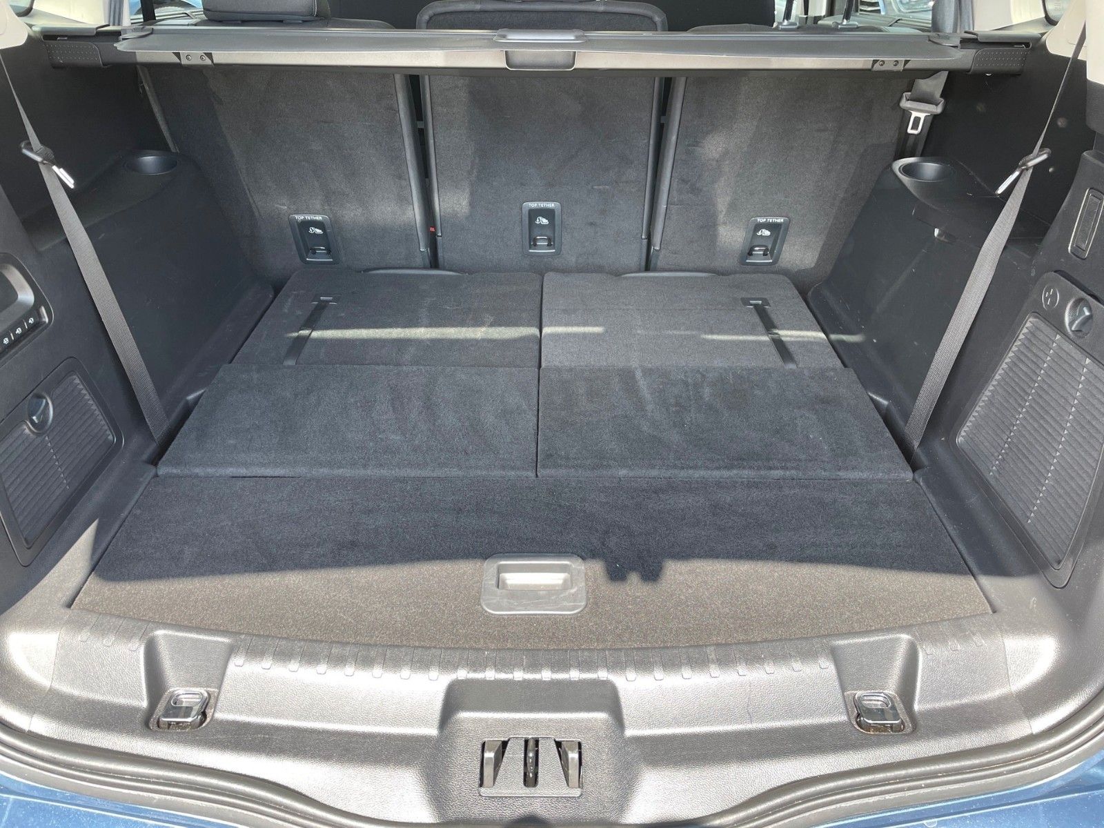 Fahrzeugabbildung Ford S-Max 2.0 EcoBlue Aut. Titanium+LED+...