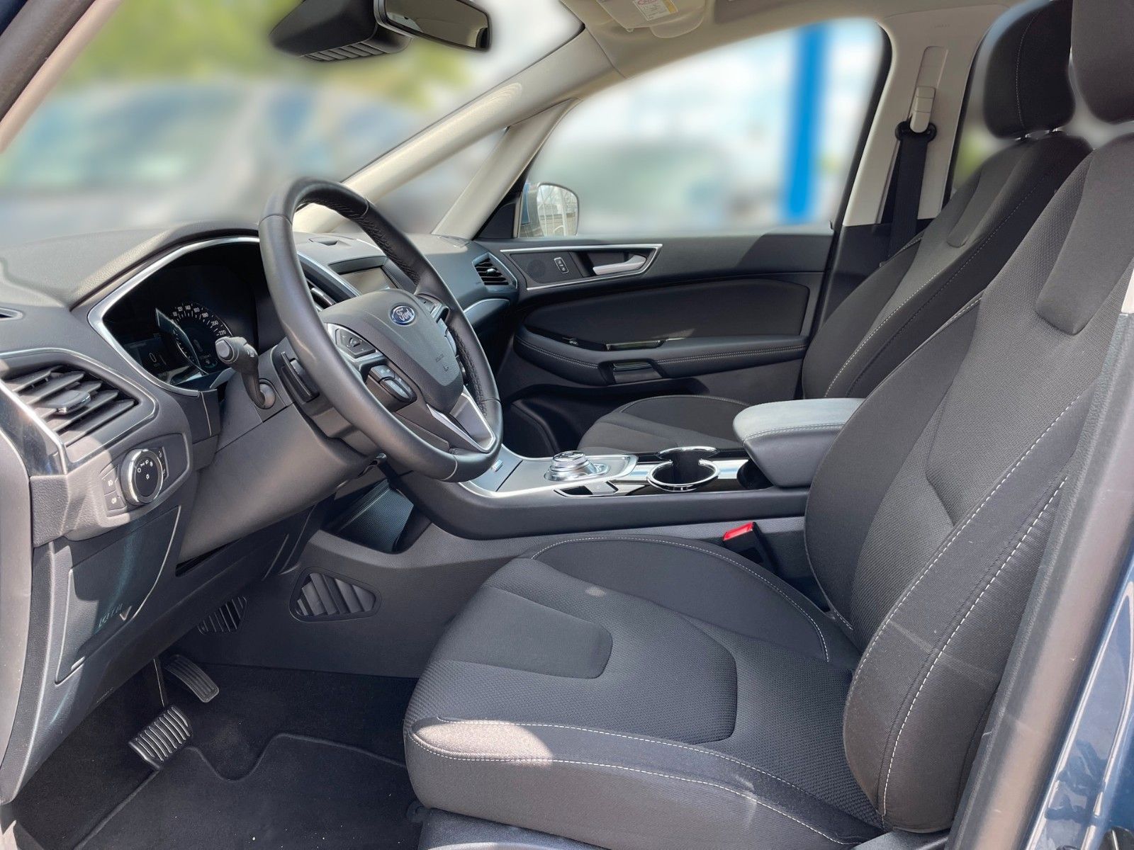 Fahrzeugabbildung Ford S-Max 2.0 EcoBlue Aut. Titanium+LED+...