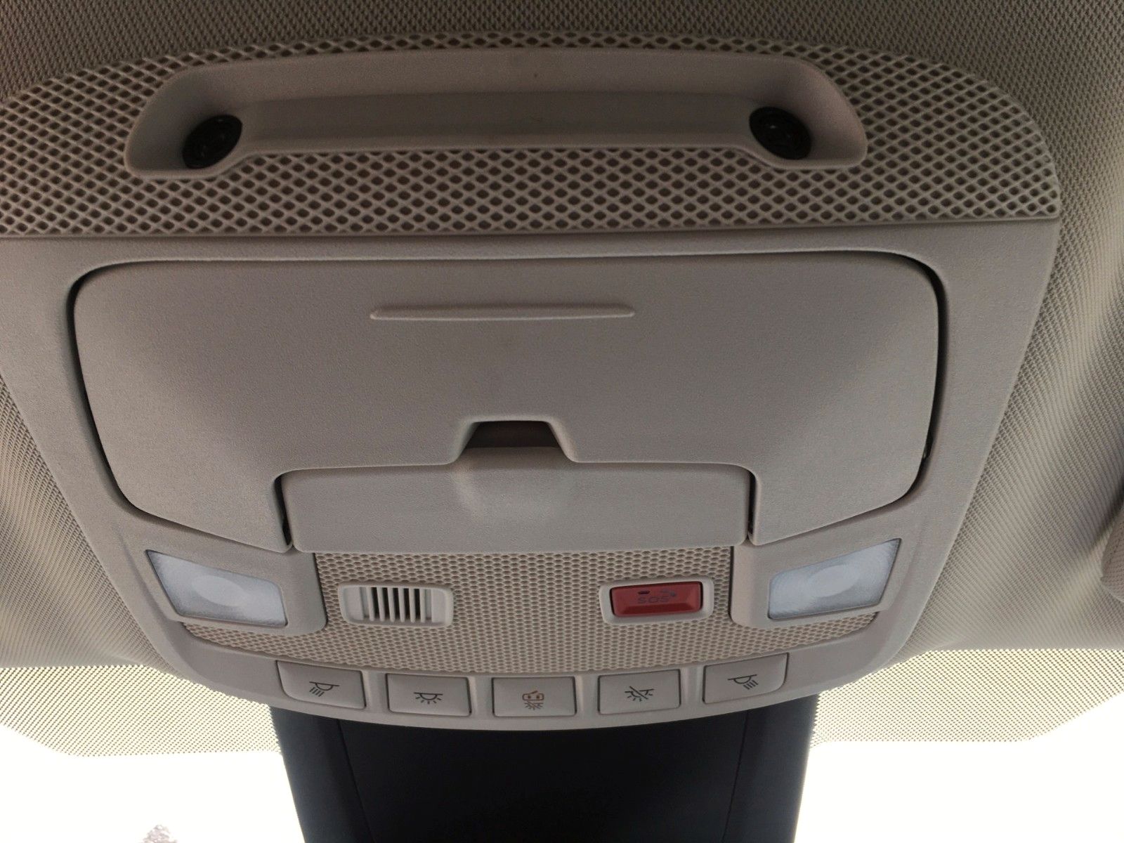 Fahrzeugabbildung Ford S-Max 2.0 EcoBlue Titanium Autom.+LED+AHK+7 Sitz