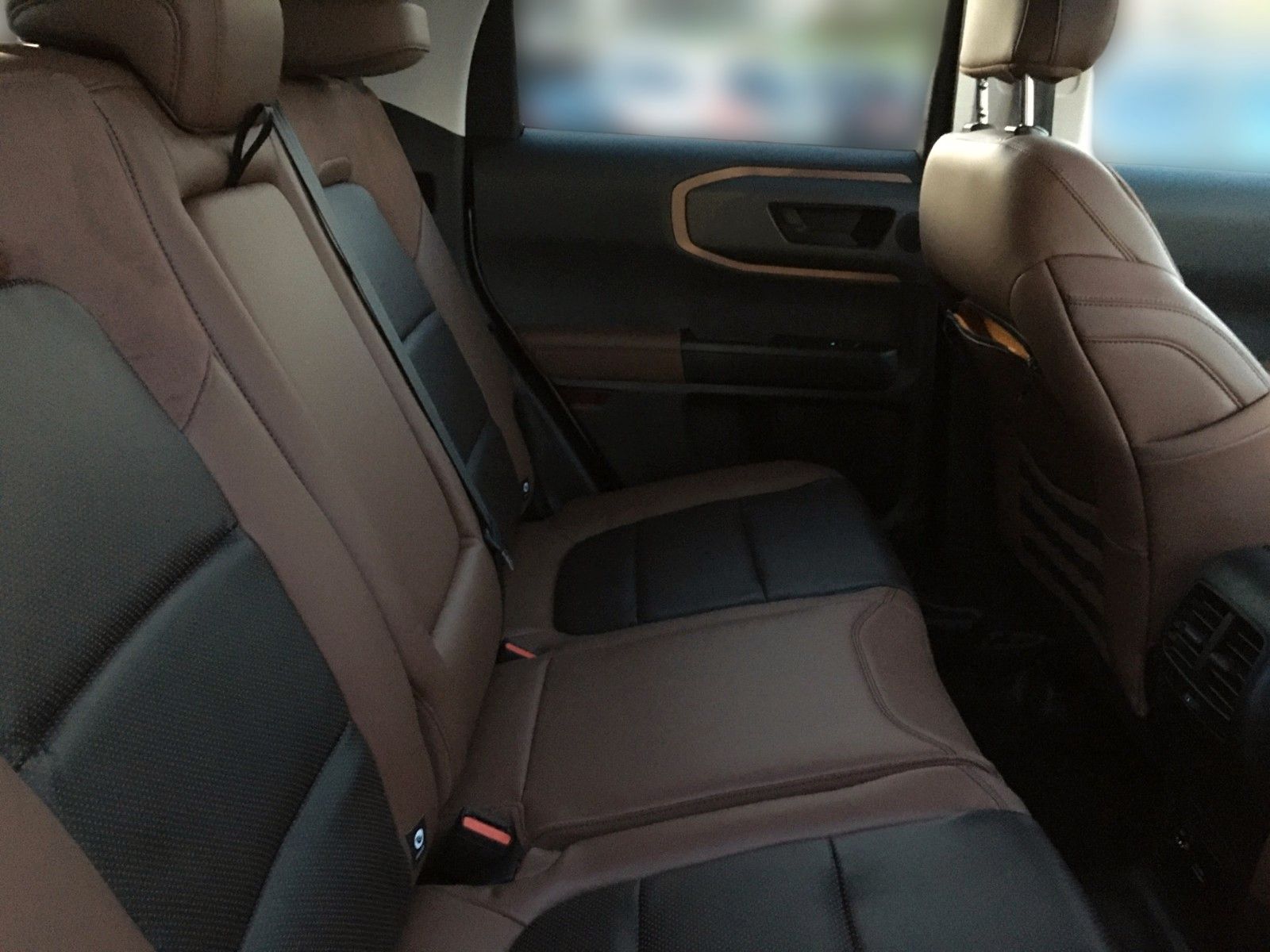 Fahrzeugabbildung Ford Bronco Sport BADLANDS 2.0 EcoBoost Allrad